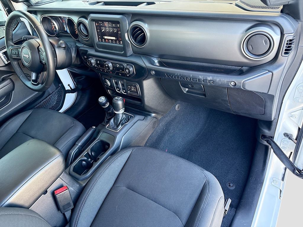Used 2022 Jeep Wrangler Sport S image 17