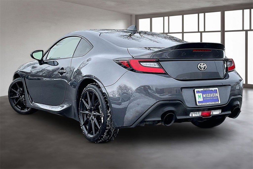 Used 2024 Toyota GR86 Premium image 4