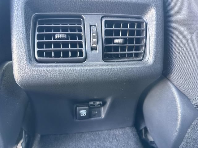 Used 2025 Toyota Camry LE FWD image 22