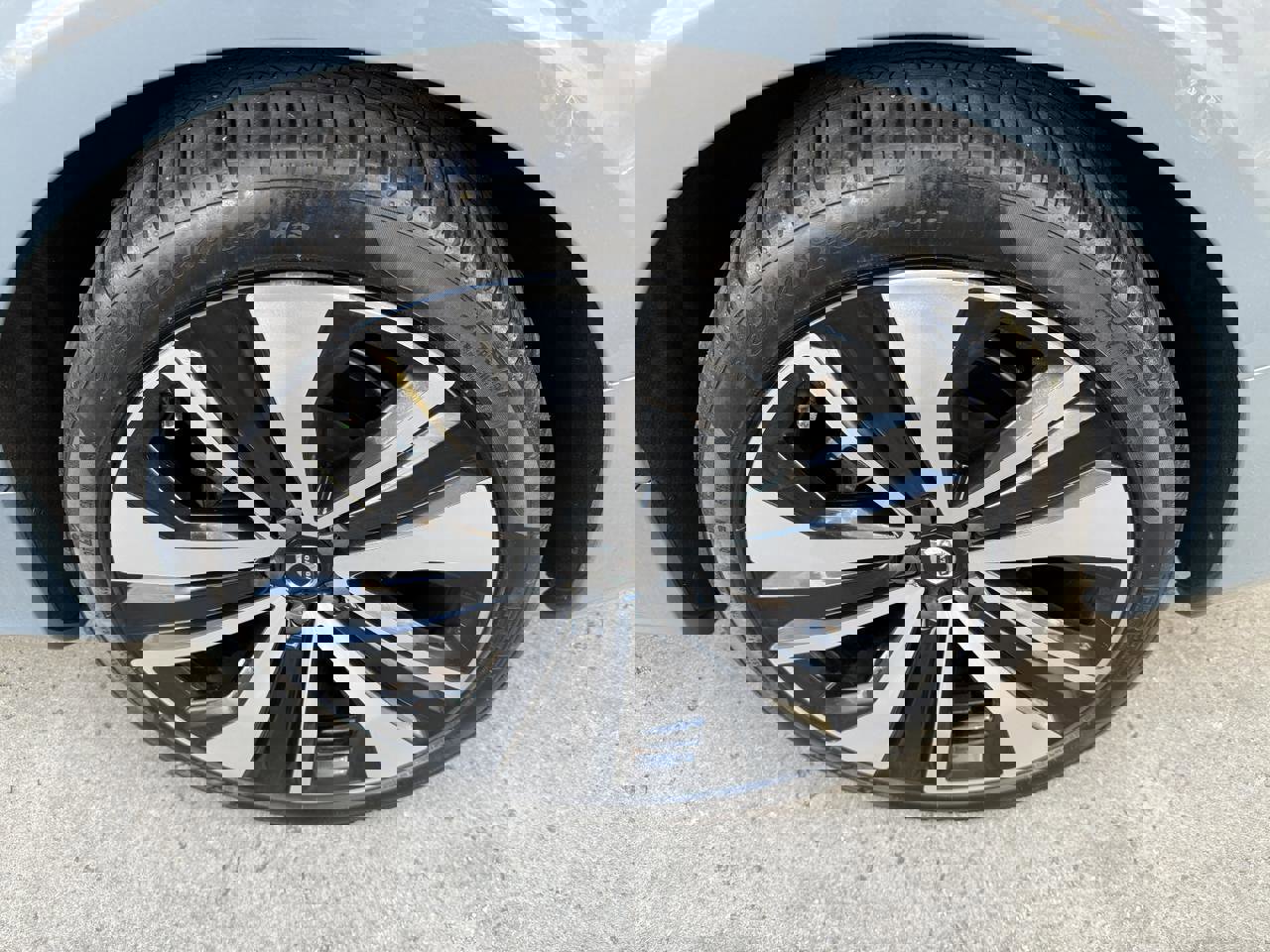 Used 2023 Volvo S60 B5 Ultimate w/ Climate Package image 51