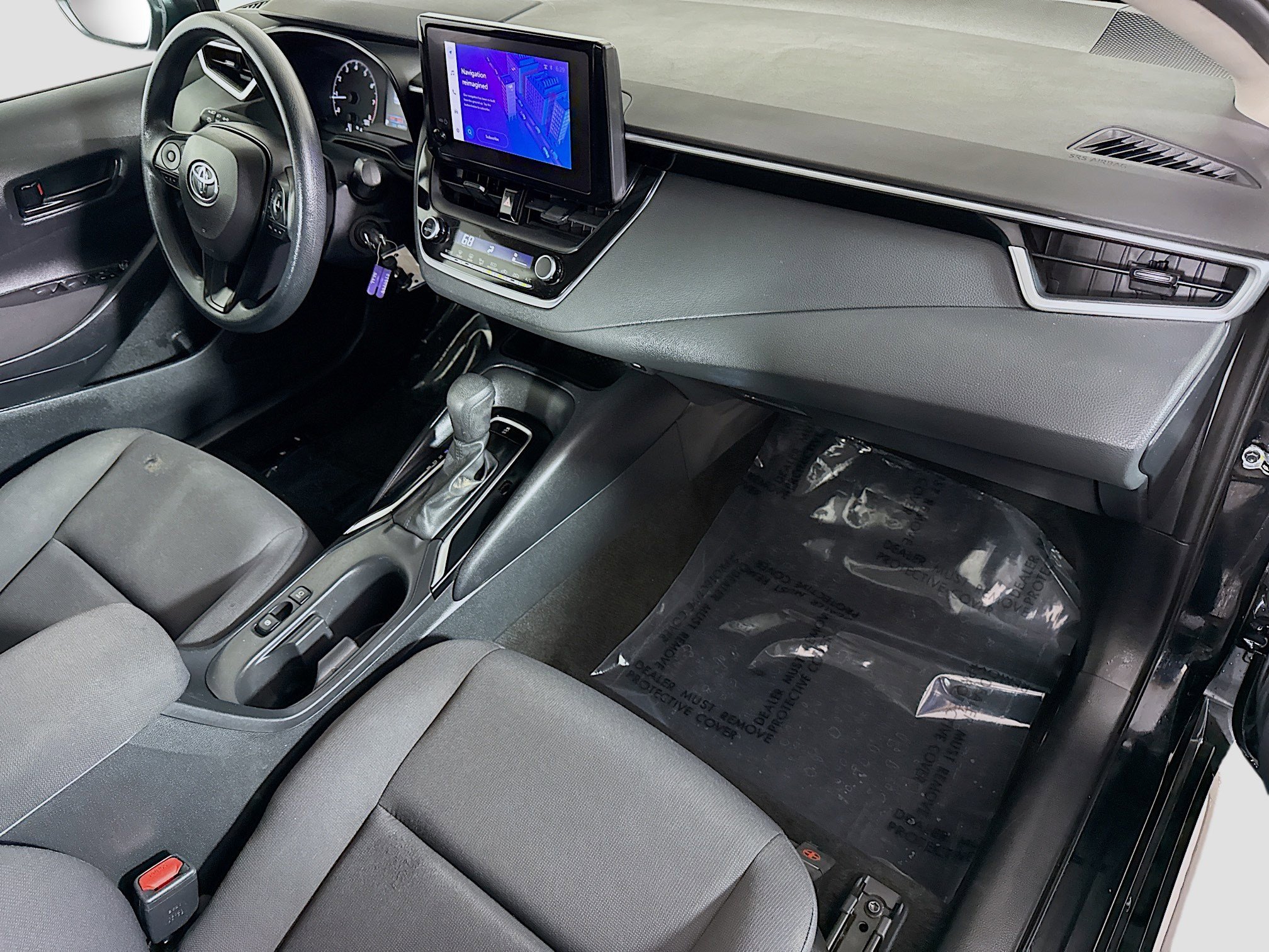 Used 2023 Toyota Corolla LE FWD image 29