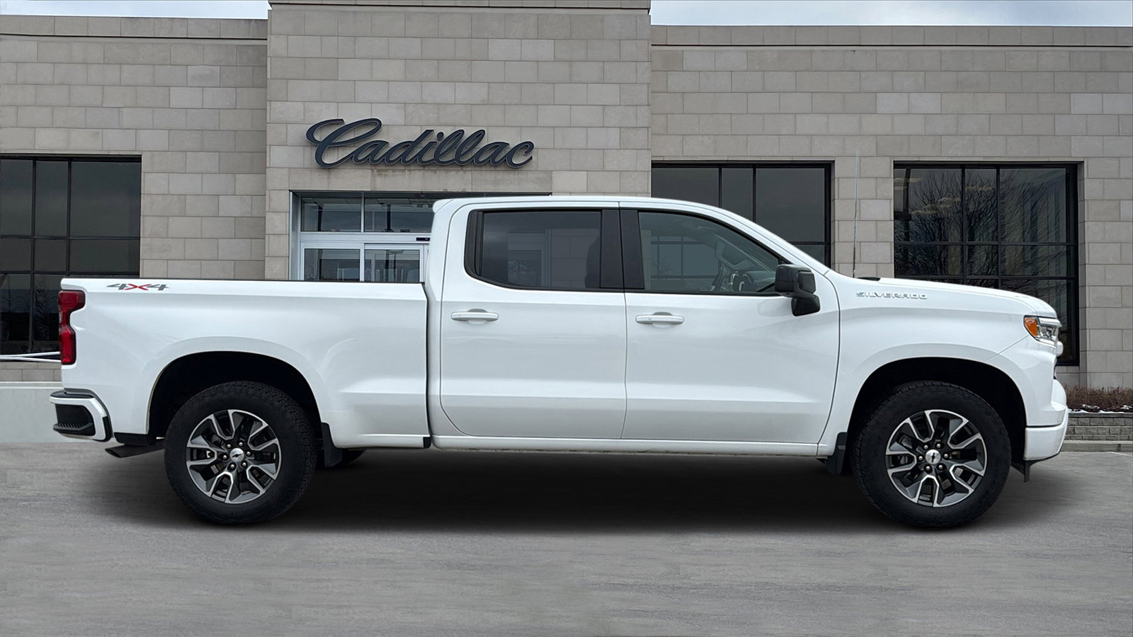 Used 2024 Chevrolet Silverado 1500 RST w/ Protection Package image 2