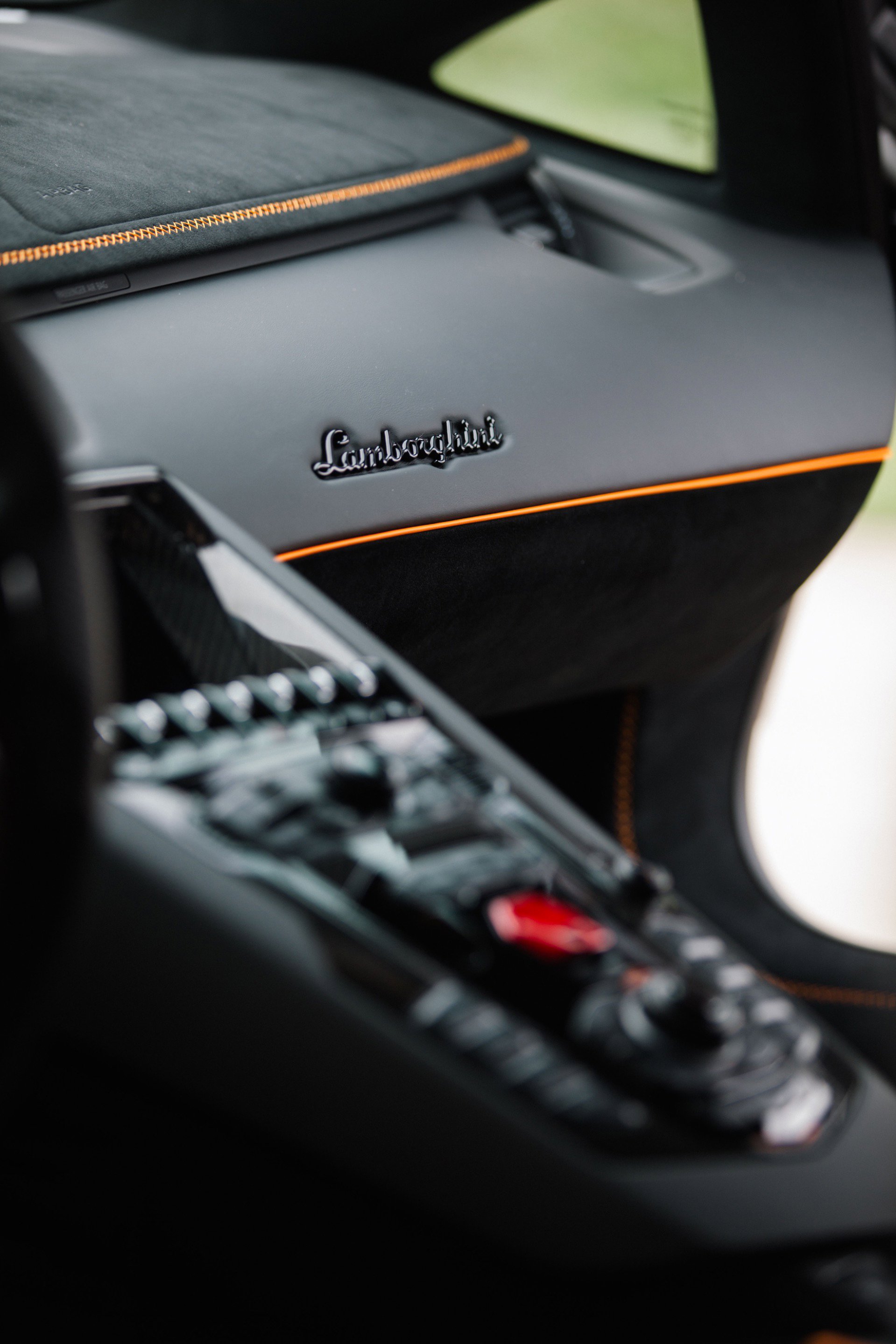 Used 2021 Lamborghini Aventador SVJ image 22