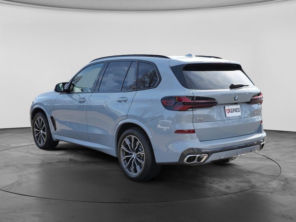 Used 2026 BMW X5 M60i AWD/4WD image 7