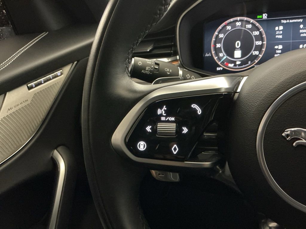 Used 2025 Jaguar F-PACE R-Dynamic S AWD/4WD image 14
