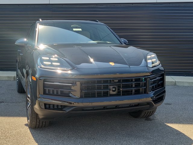 New 2026 Porsche Cayenne S AWD/4WD image 10