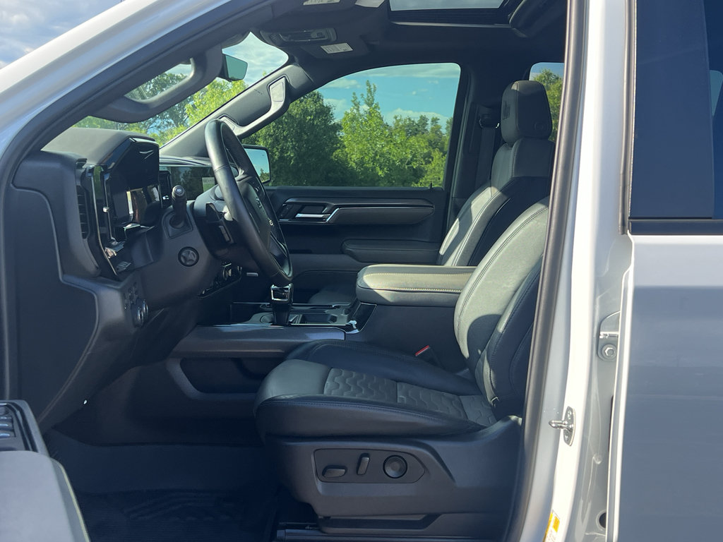 Used 2024 Chevrolet Silverado 1500 ZR2 w/ ZR2 Bison Edition AWD/4WD image 13