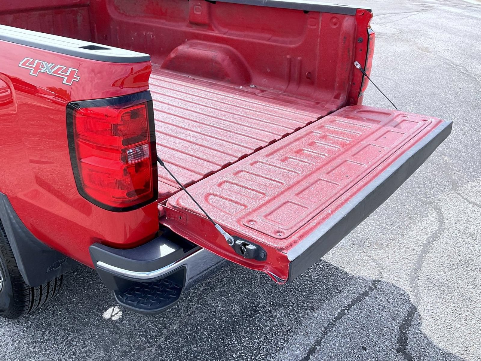 Used 2015 Chevrolet Silverado 3500 LT AWD/4WD image 17