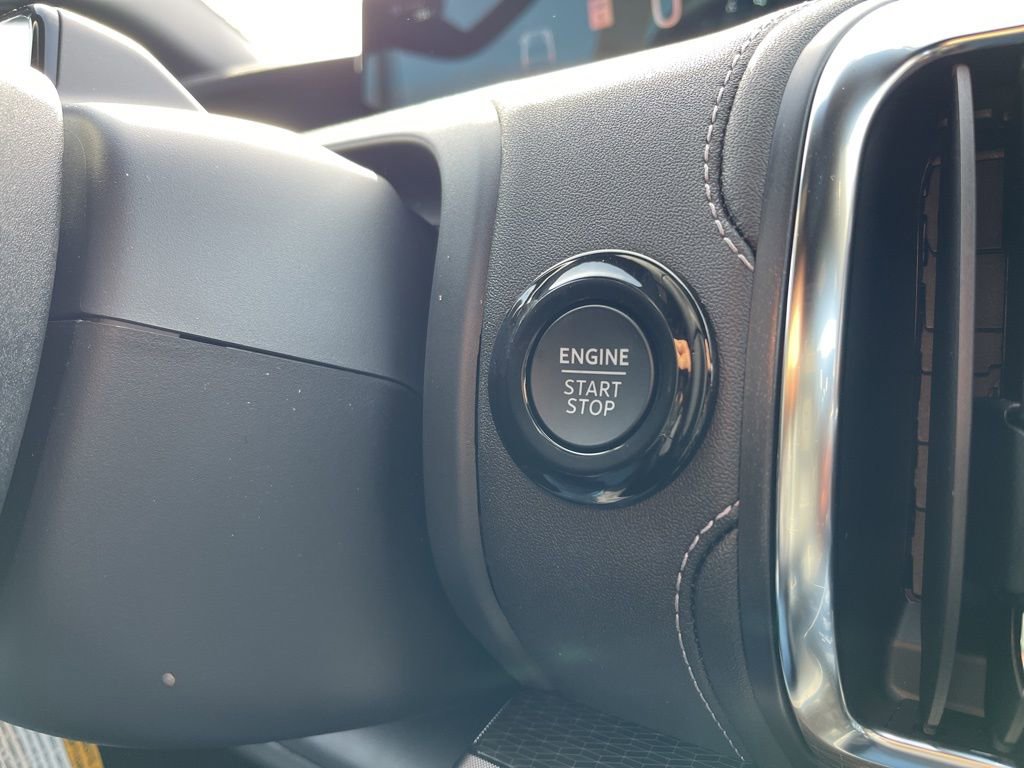 New 2025 Ford Expedition Max Platinum w/ Stealth Performance Package image 12