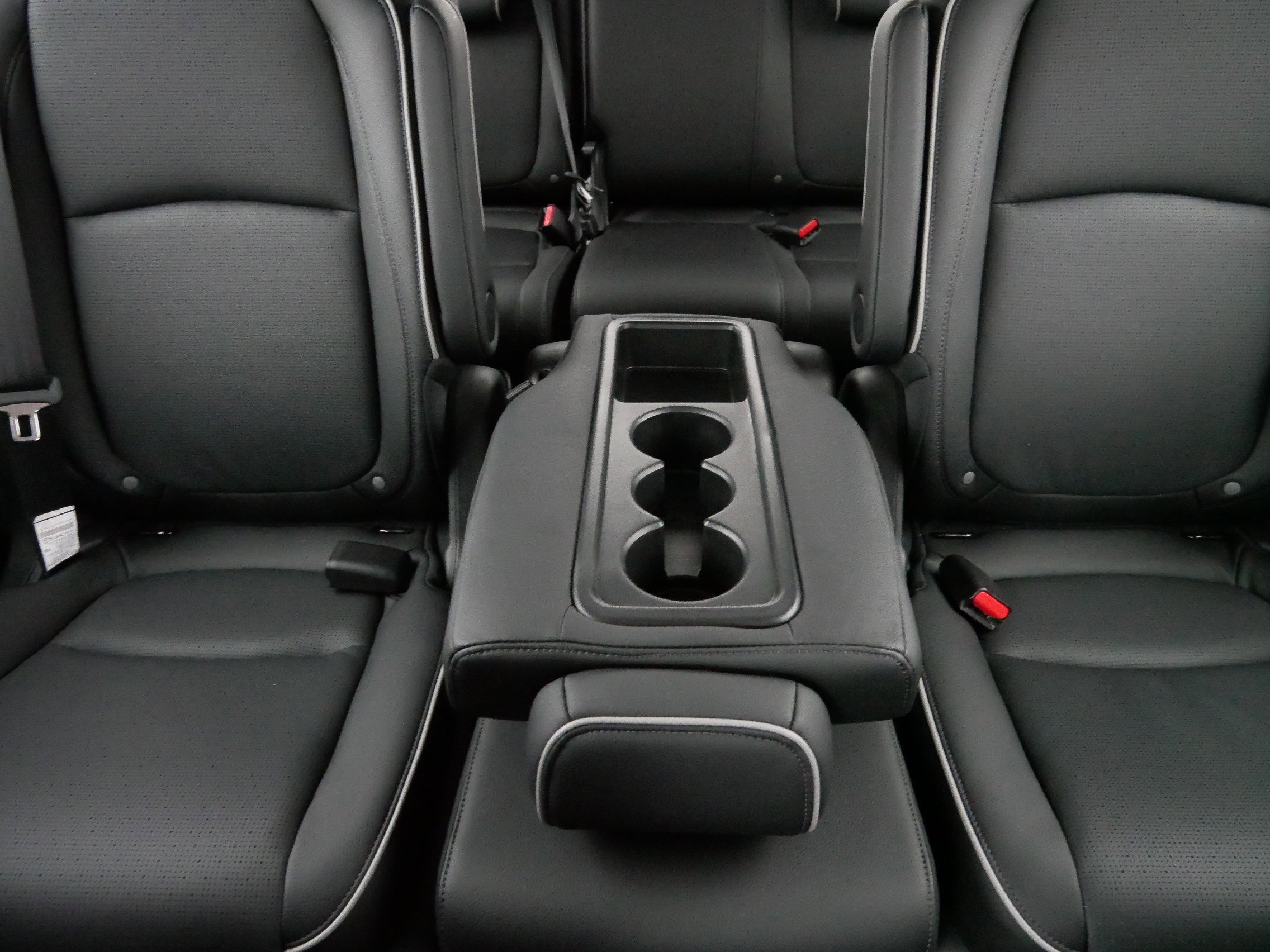 Certified 2026 Honda Odyssey Elite image 13