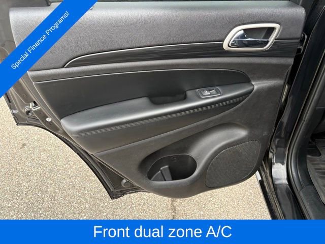 Used 2020 Jeep Grand Cherokee Altitude AWD/4WD image 27