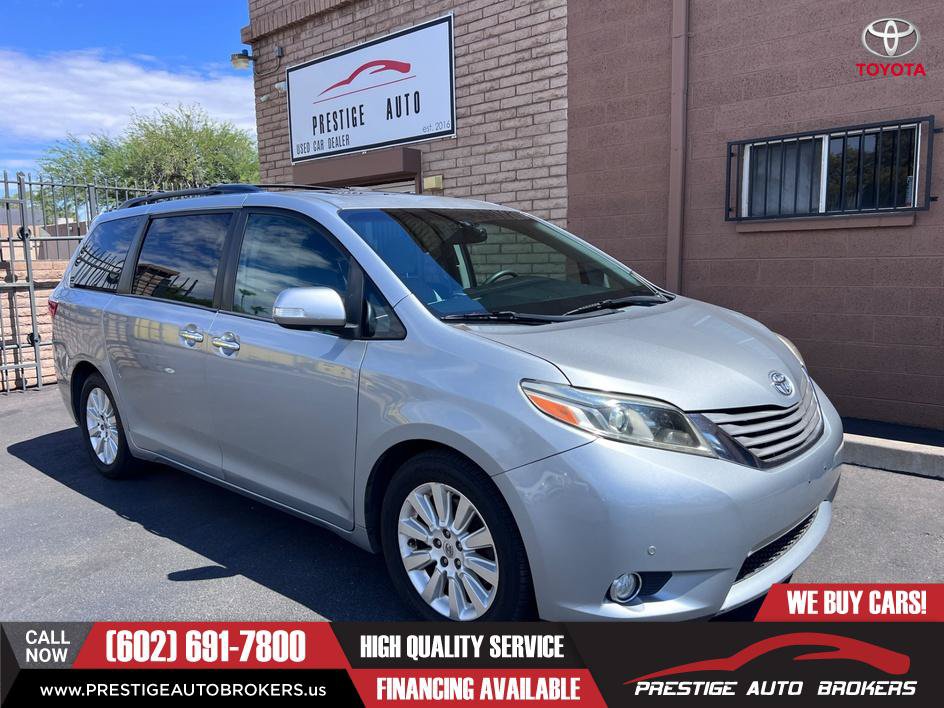 Used 2015 Toyota Sienna Limited Premium FWD image 3