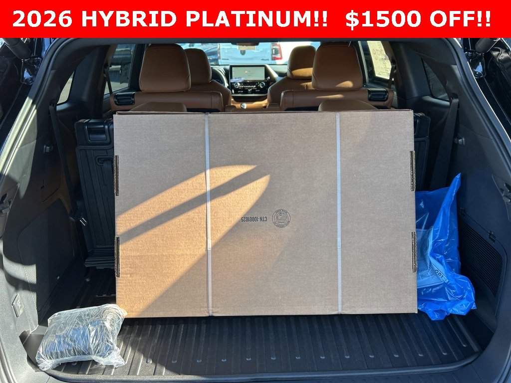 New 2026 Toyota Highlander Platinum image 5