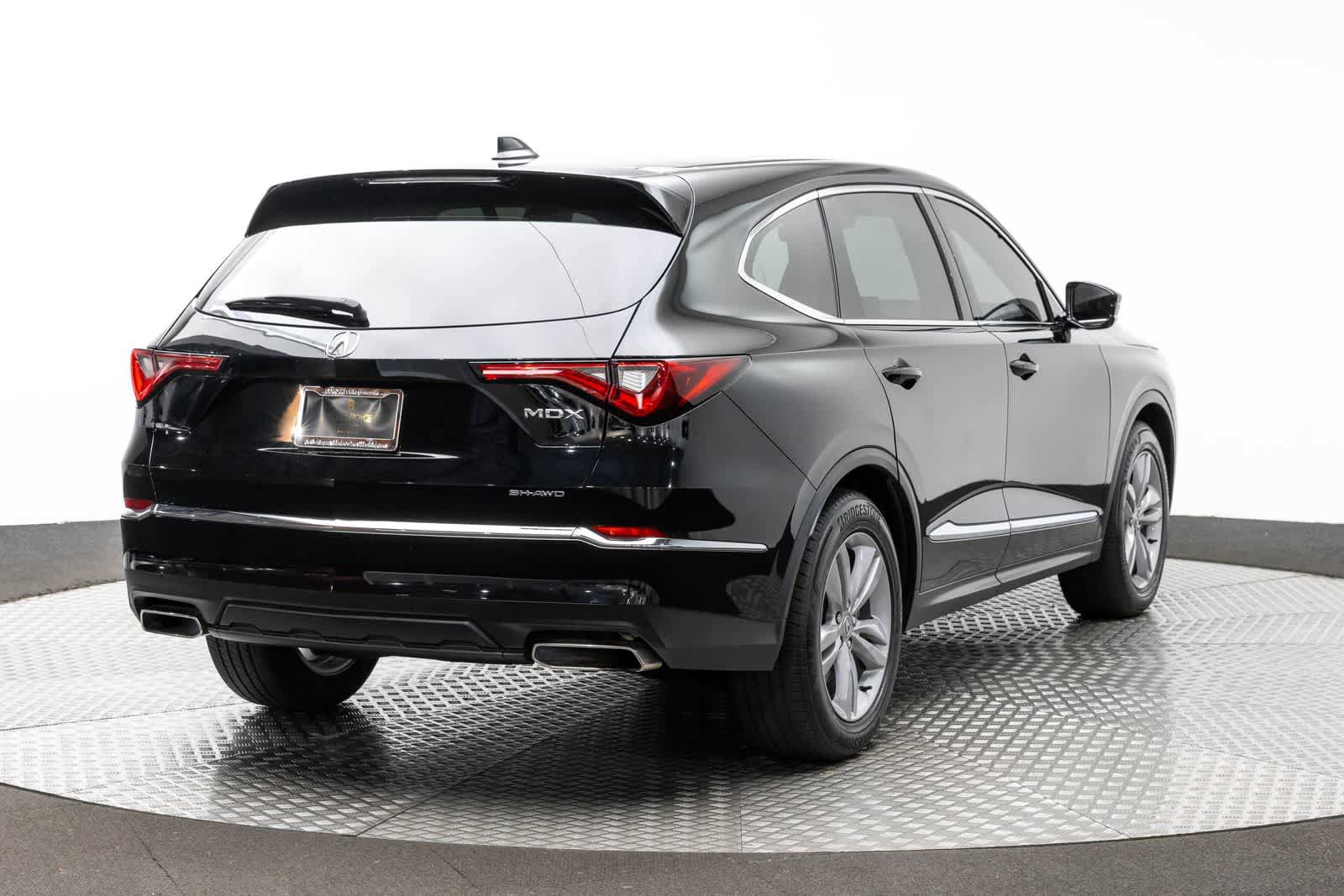 Used 2023 Acura MDX SH-AWD image 28