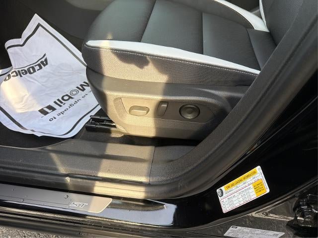 New 2026 Buick Envision Sport Touring AWD/4WD image 17