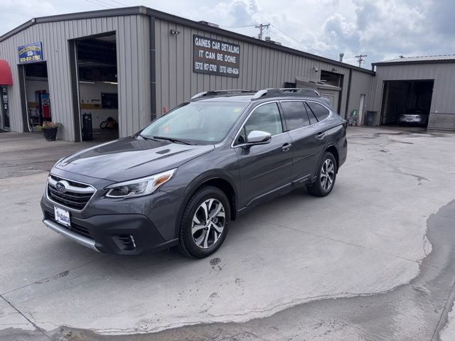 Used 2021 Subaru Outback Touring AWD/4WD image 3