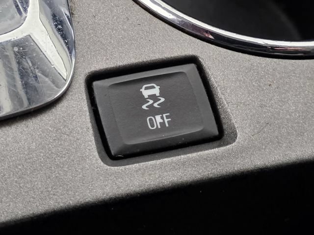 Used 2011 Chevrolet Equinox LT w/ LPO, Protection Package FWD image 18
