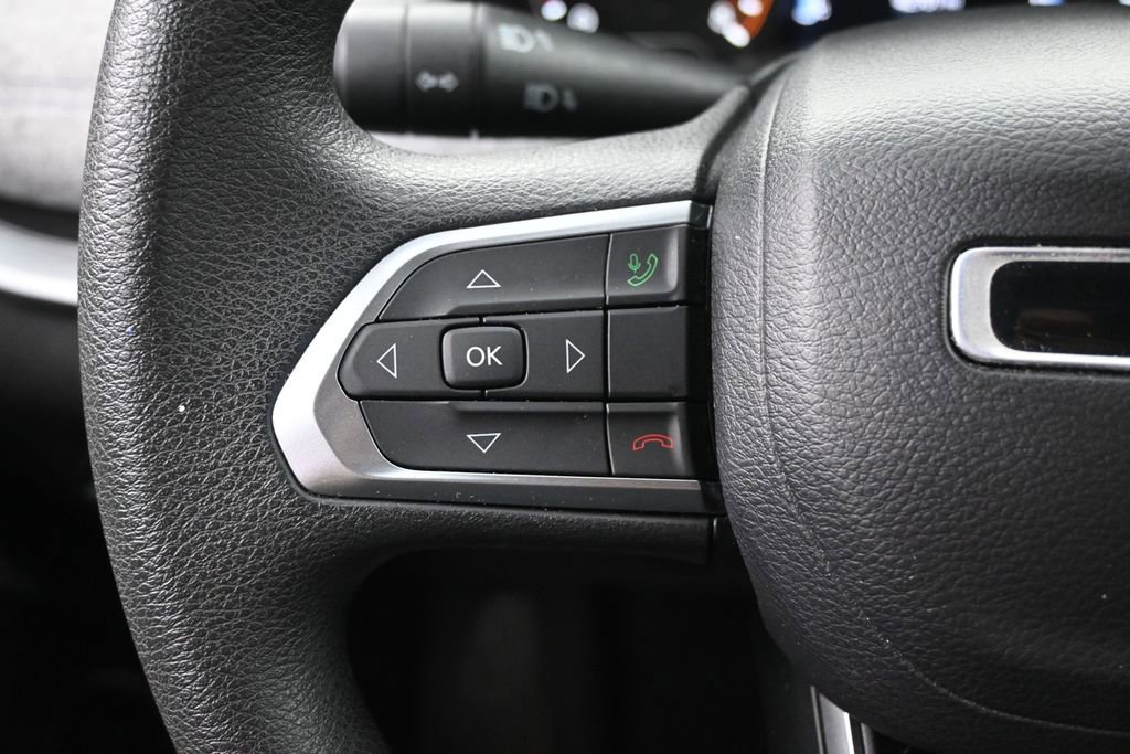 Used 2023 Jeep Compass Sport AWD/4WD image 19