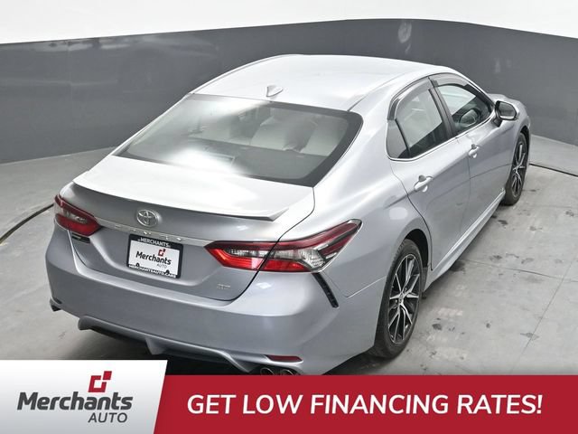 Used 2022 Toyota Camry SE FWD image 25