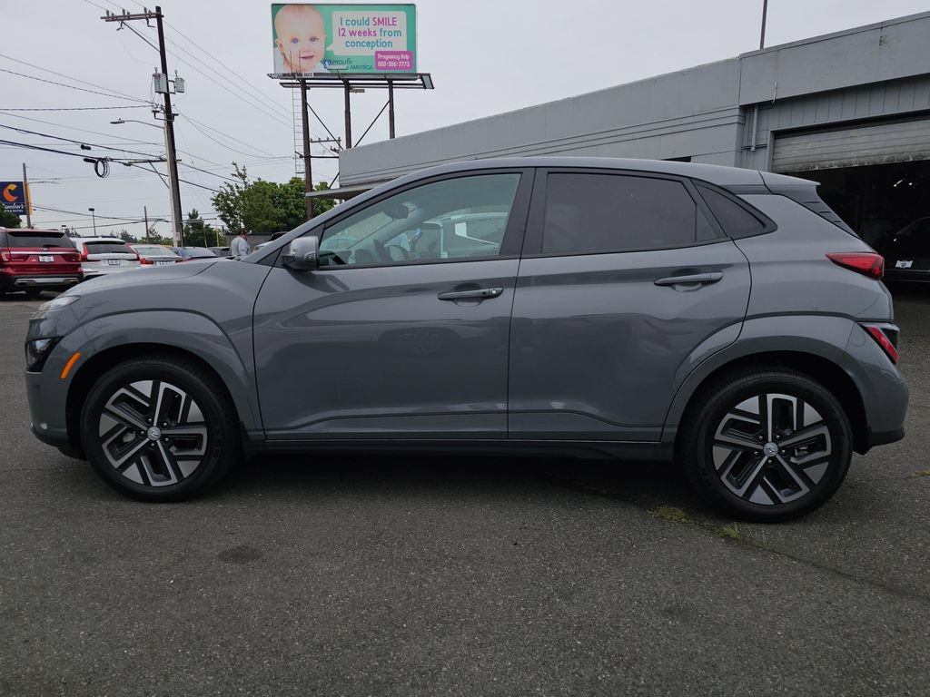 Used 2023 Hyundai Kona SE FWD image 4