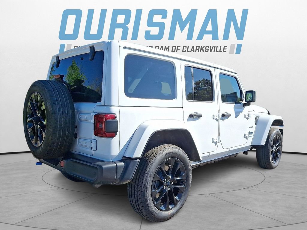 Used 2024 Jeep Wrangler Unlimited Sahara w/ Safety Group AWD/4WD image 6