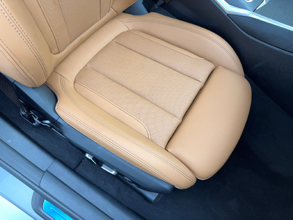 Used 2025 BMW i4 eDrive40 w/ Premium Package RWD image 48