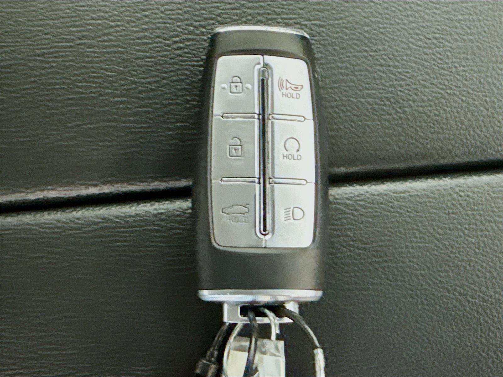 Used 2023 Genesis G80 2.5T image 25