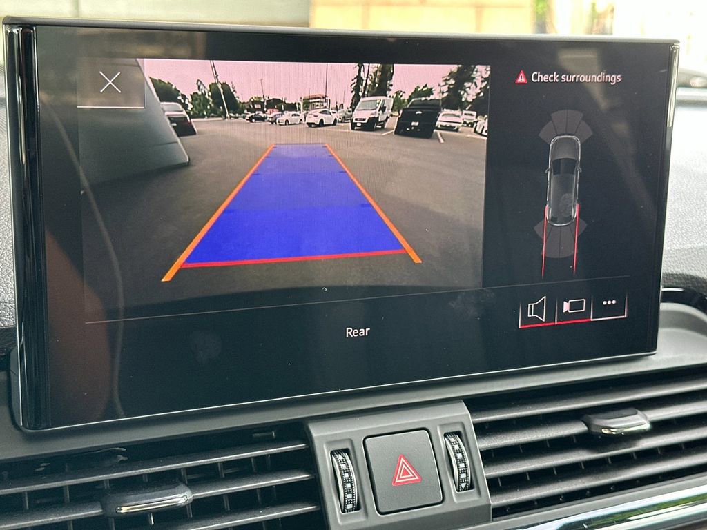 Used 2022 Audi Q5 2.0T Premium w/ Convenience Package image 18