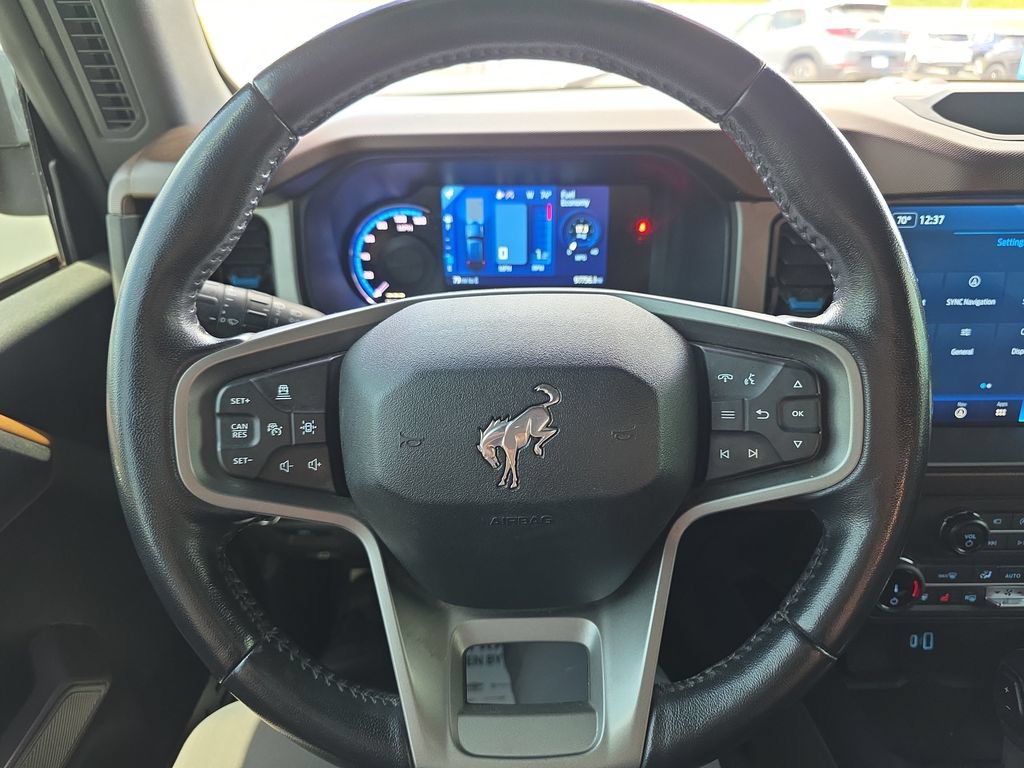 Used 2022 Ford Bronco Outer Banks AWD/4WD image 14