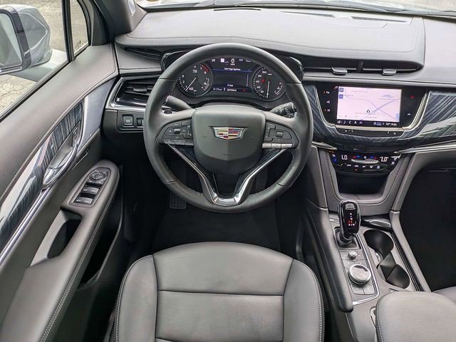Certified 2024 Cadillac XT6 Premium Luxury w/ Technology Package AWD/4WD image 16
