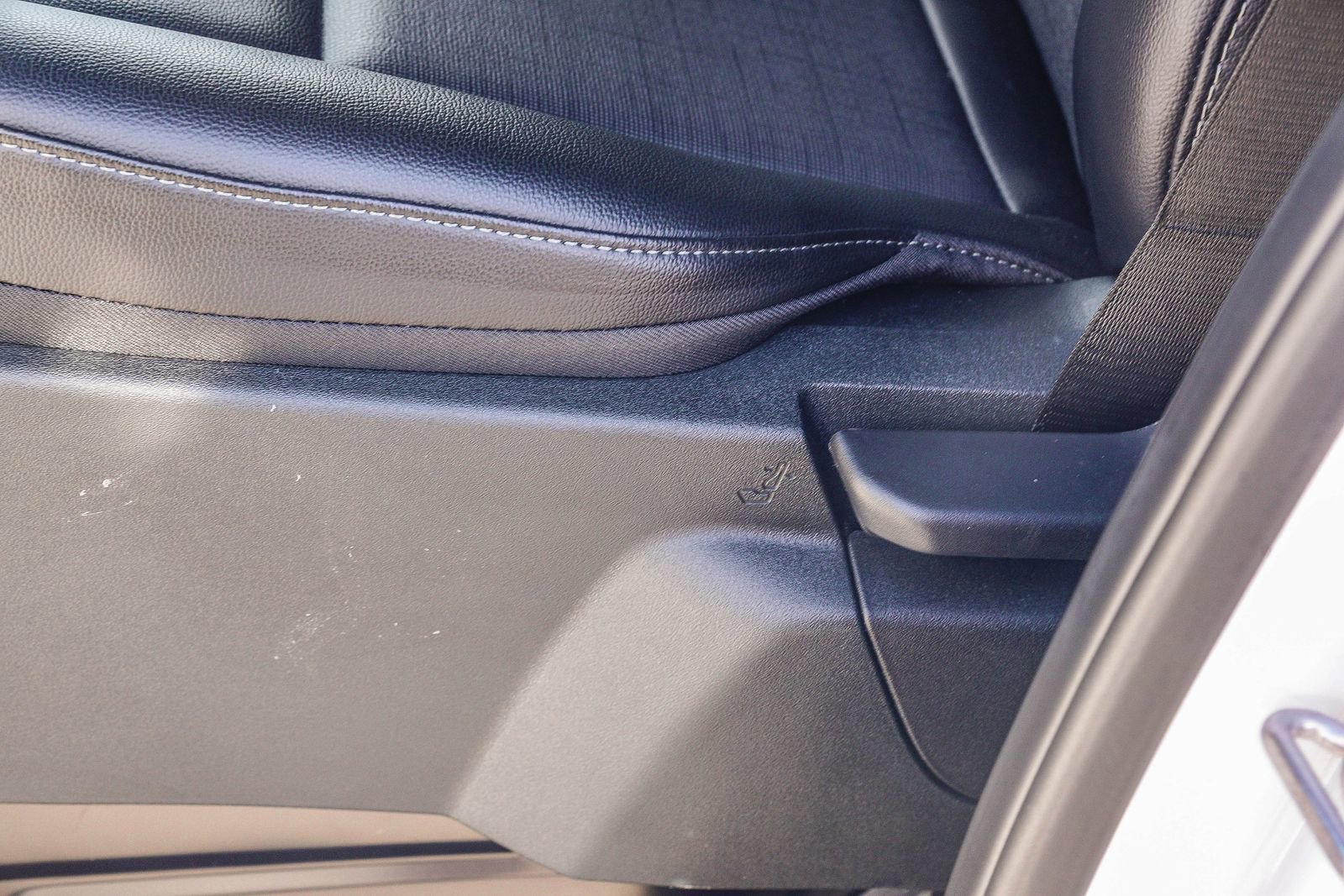 New 2026 Ford Transit 250 148 Medium Roof w/ Load Area Protection Package image 21