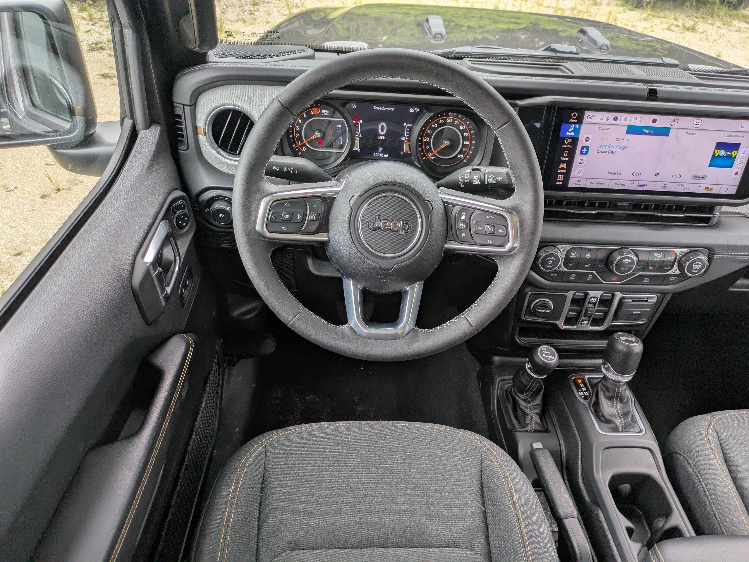 Used 2026 Jeep Wrangler Unlimited Sahara AWD/4WD image 15