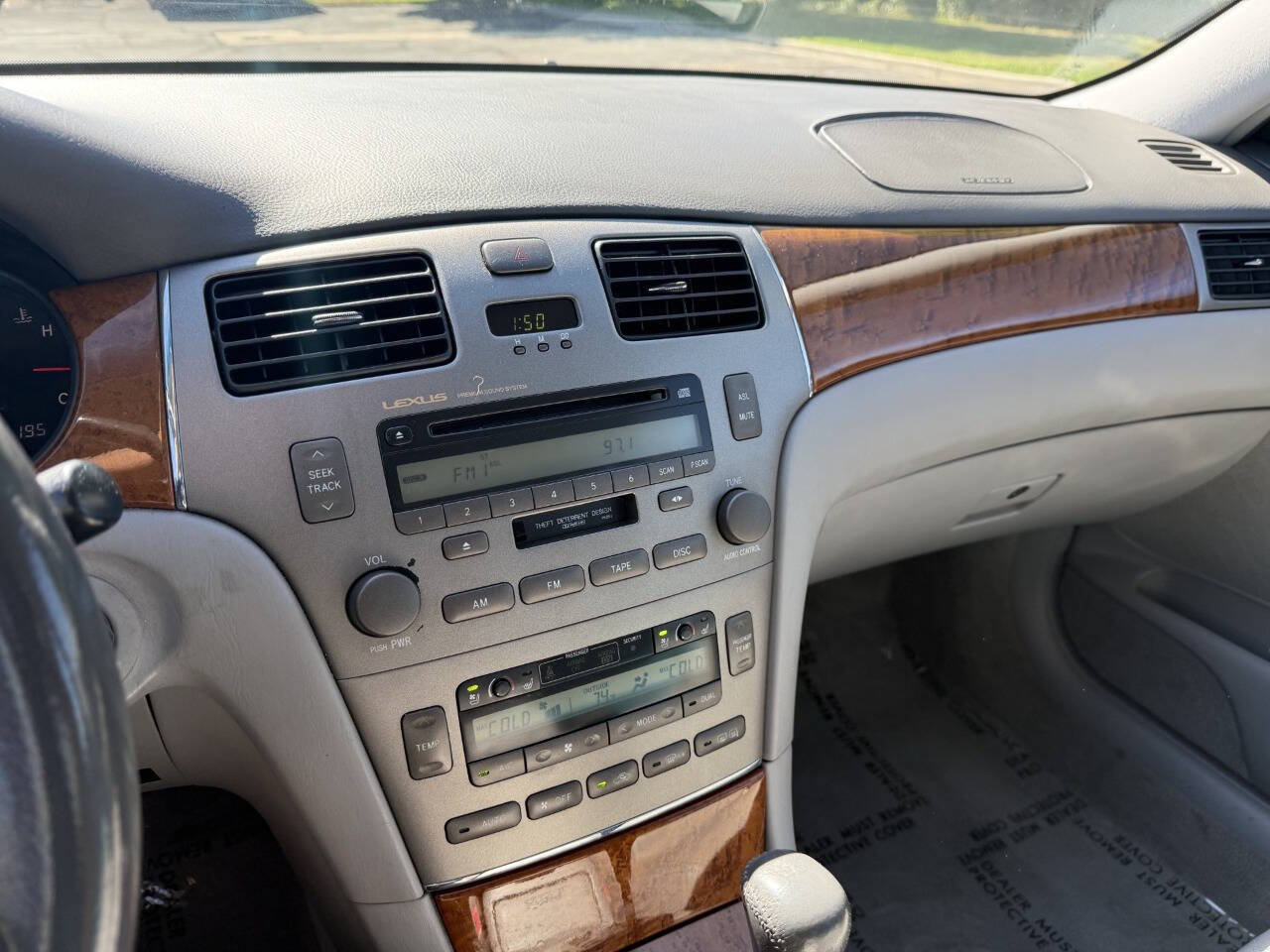 Used 2005 Lexus ES 330 FWD image 12