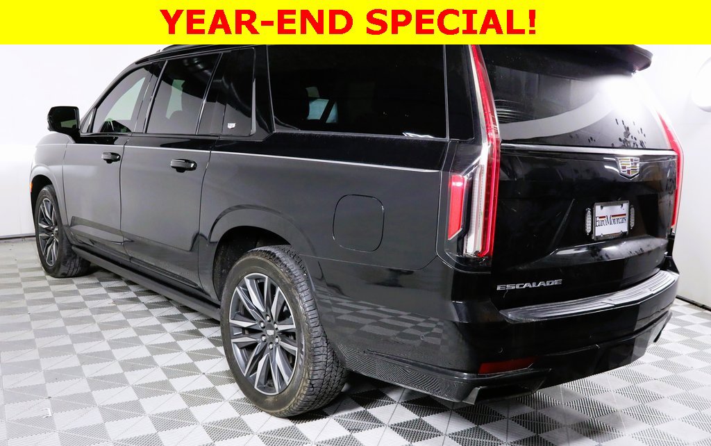 Used 2021 Cadillac Escalade ESV Sport w/ Driver Assist Tech Package image 4