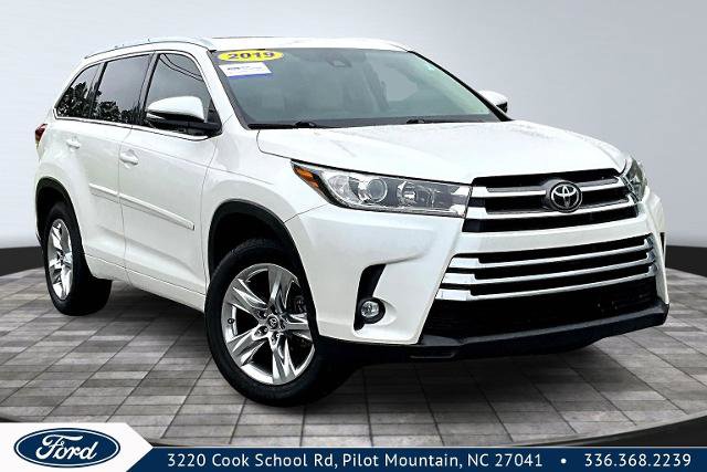 Used 2019 Toyota Highlander FWD V6