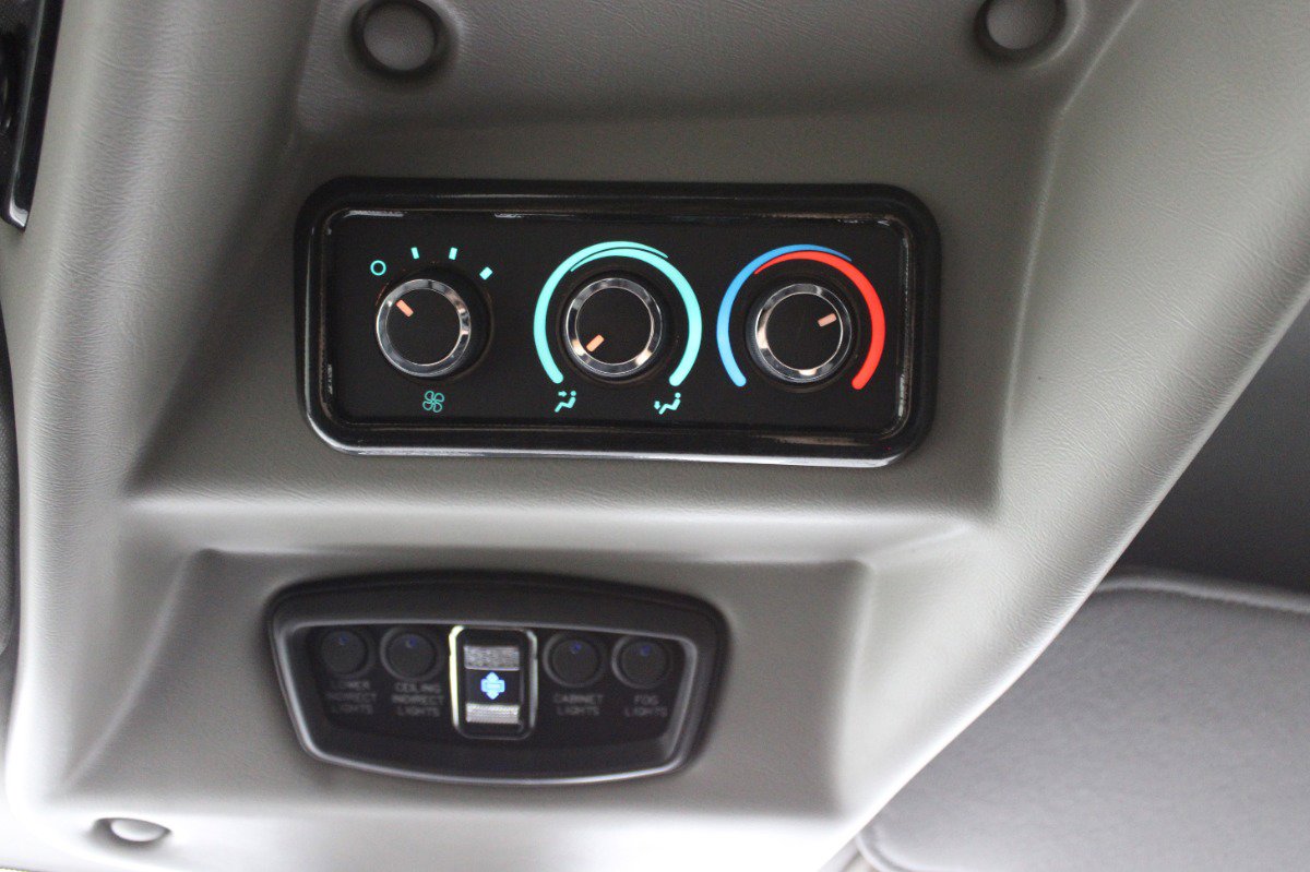 Used 2025 Chevrolet Express 2500 Extended w/ Driver Convenience Package image 18