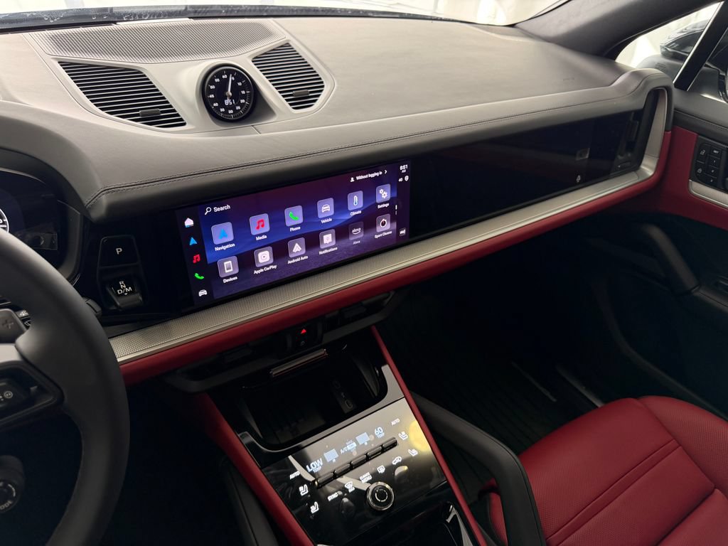 New 2026 Porsche Cayenne S AWD/4WD image 18