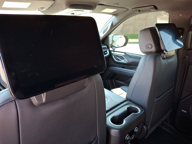 Used 2021 Chevrolet Tahoe RST w/ Luxury Package AWD/4WD image 12