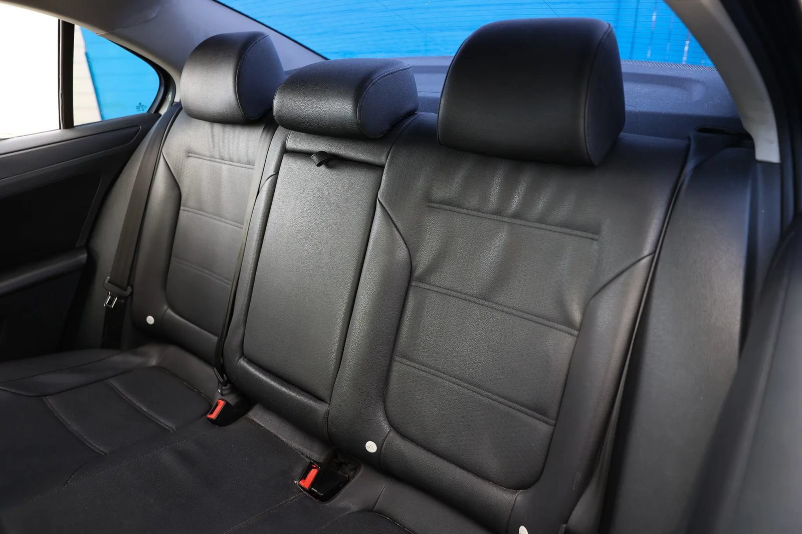 Used 2012 Volkswagen Jetta SE FWD image 19