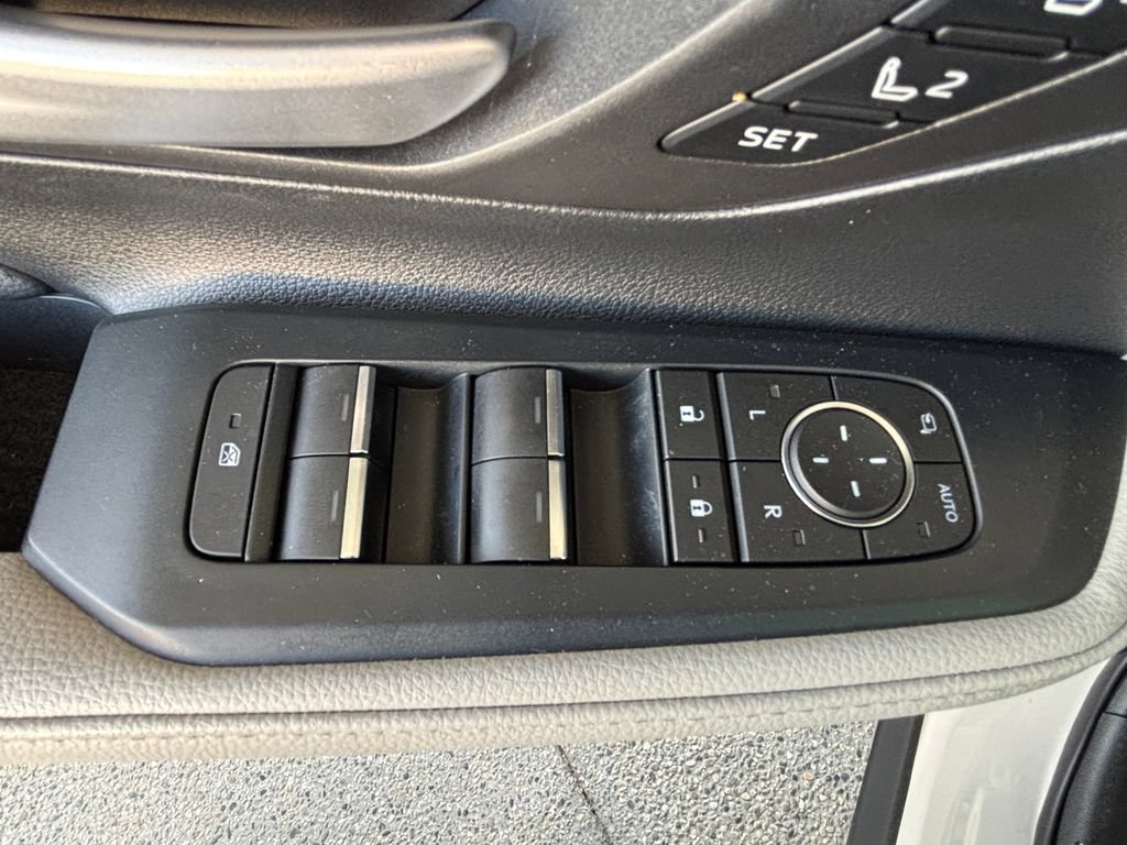 Used 2024 Toyota Grand Highlander AWD image 28