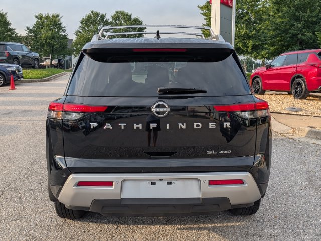 Certified 2024 Nissan Pathfinder SL AWD/4WD image 4