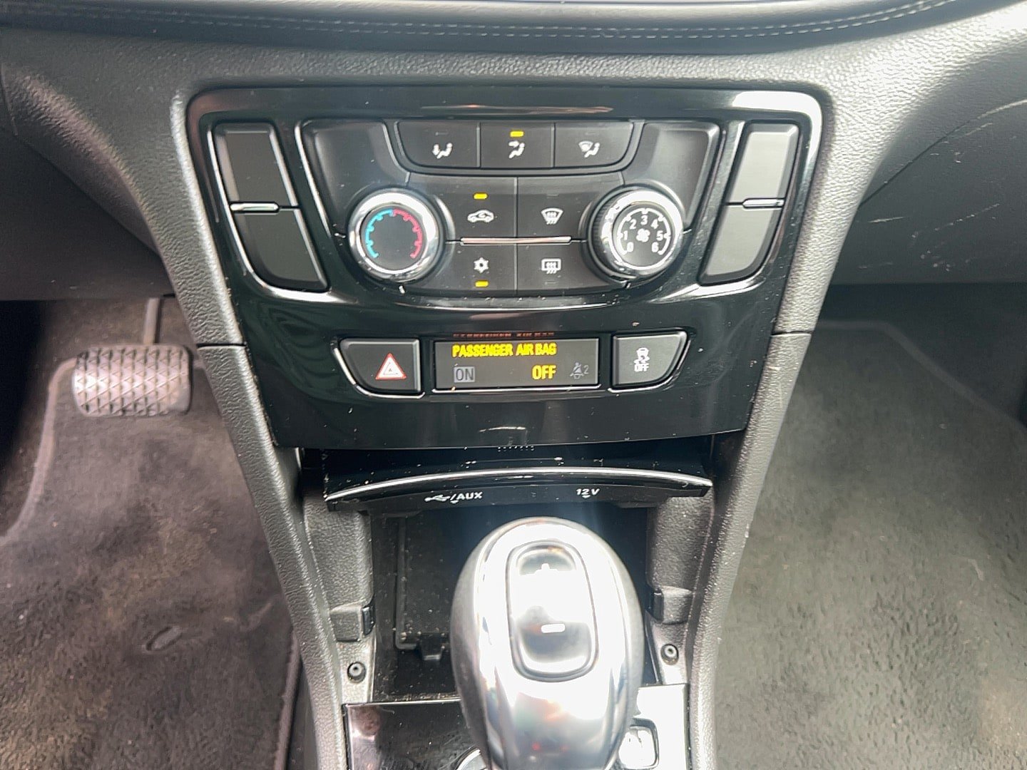 Used 2019 Buick Encore Preferred FWD image 18