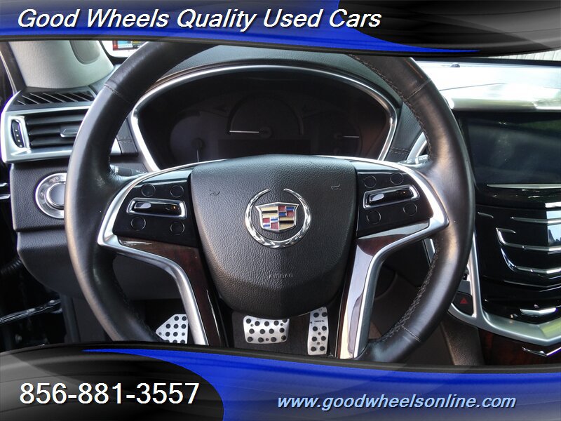 Used 2015 Cadillac SRX Luxury w/ Driver Awareness Package FWD image 16