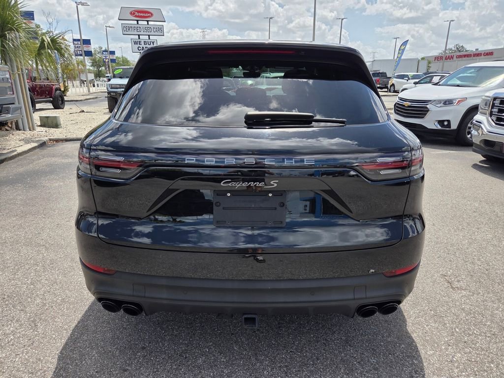 Used 2023 Porsche Cayenne S Platinum AWD/4WD image 10