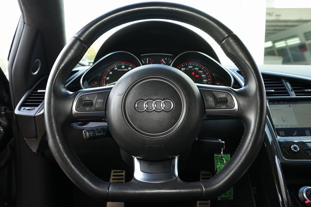 Used 2011 Audi R8 V10 image 15