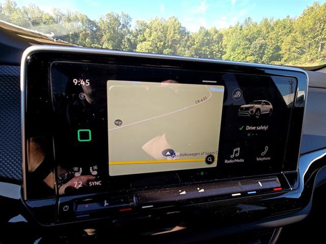 New 2025 Volkswagen Atlas Cross Sport SEL image 15