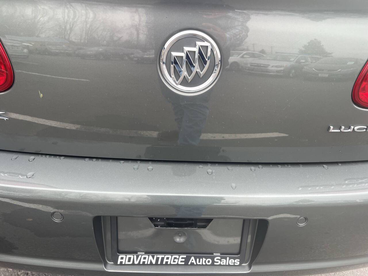 Used 2007 Buick Lucerne CXL image 38