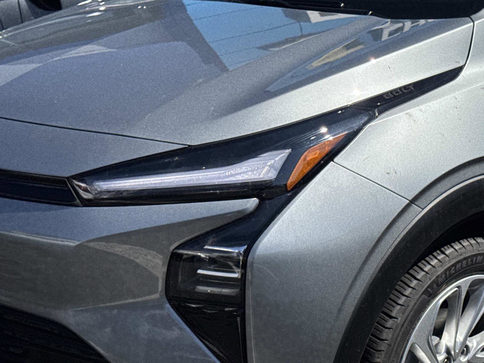 New 2027 Chevrolet Bolt LT w/ Comfort Package image 7