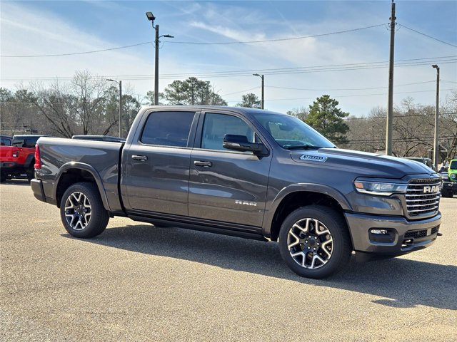 New 2026 RAM 1500 Laramie AWD/4WD image 11