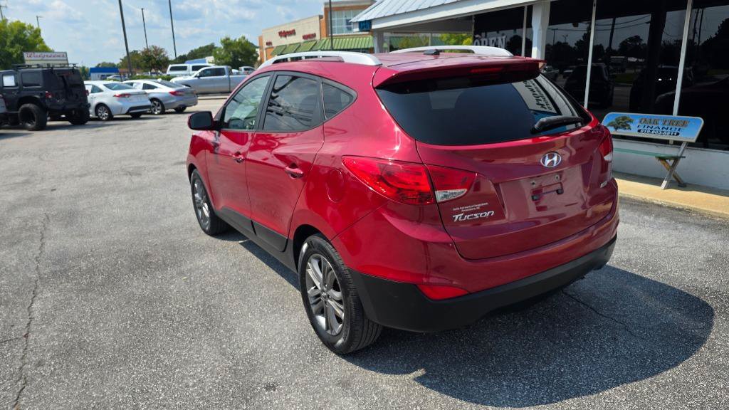Used 2015 Hyundai Tucson SE AWD/4WD image 5